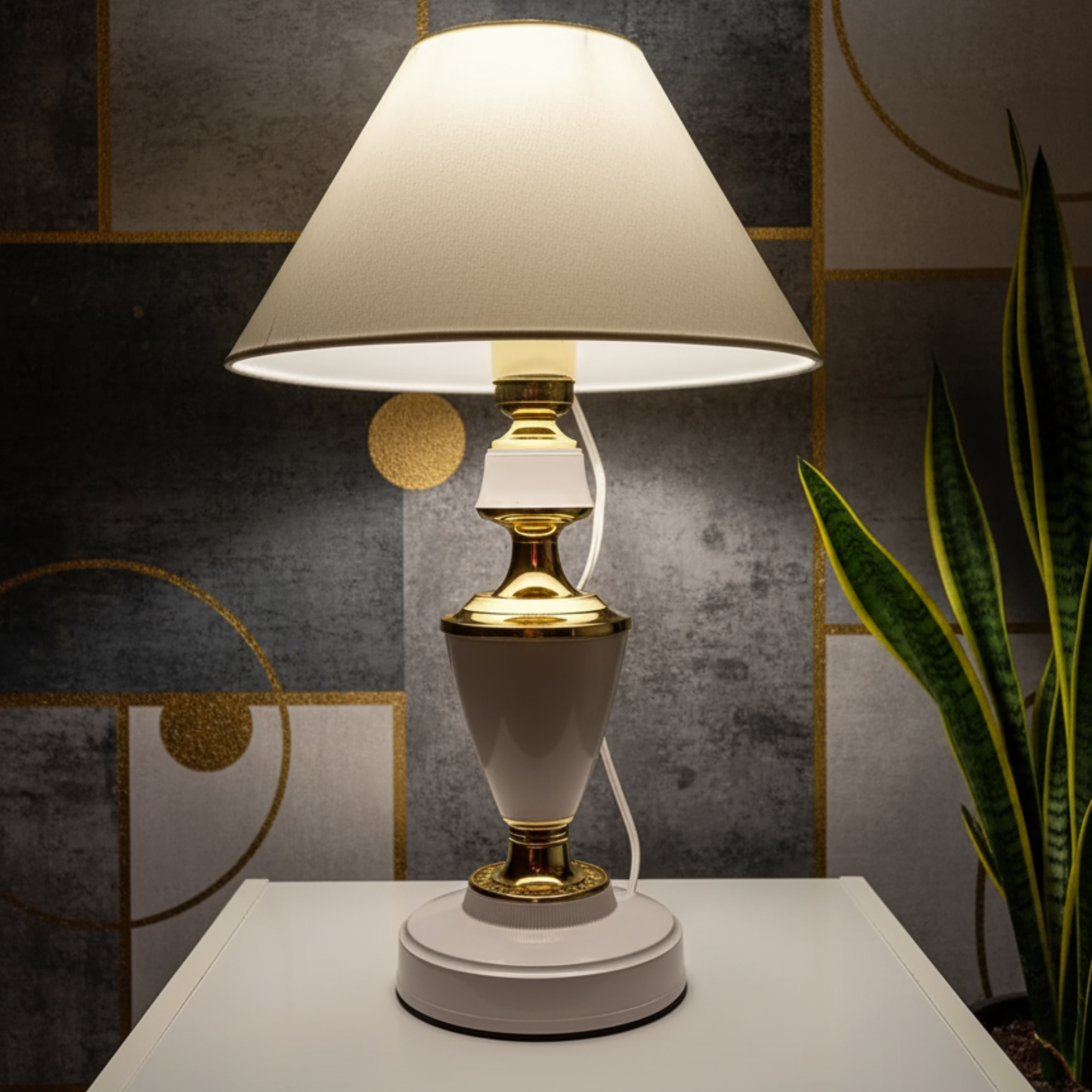 Abajur Clássico Trinit